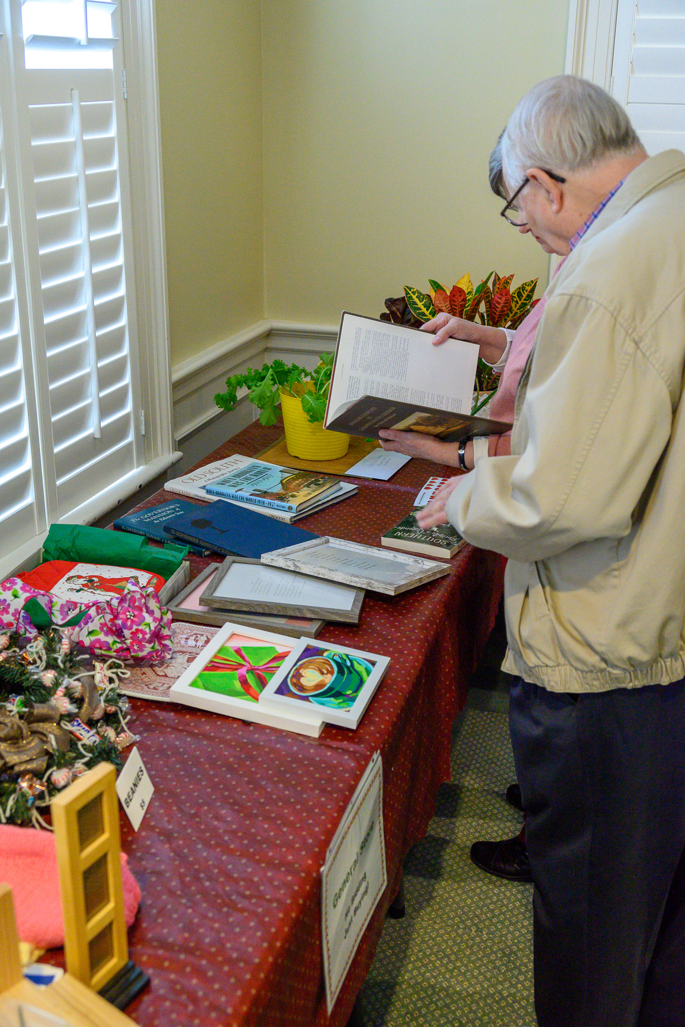 2023 Holiday party and Auction