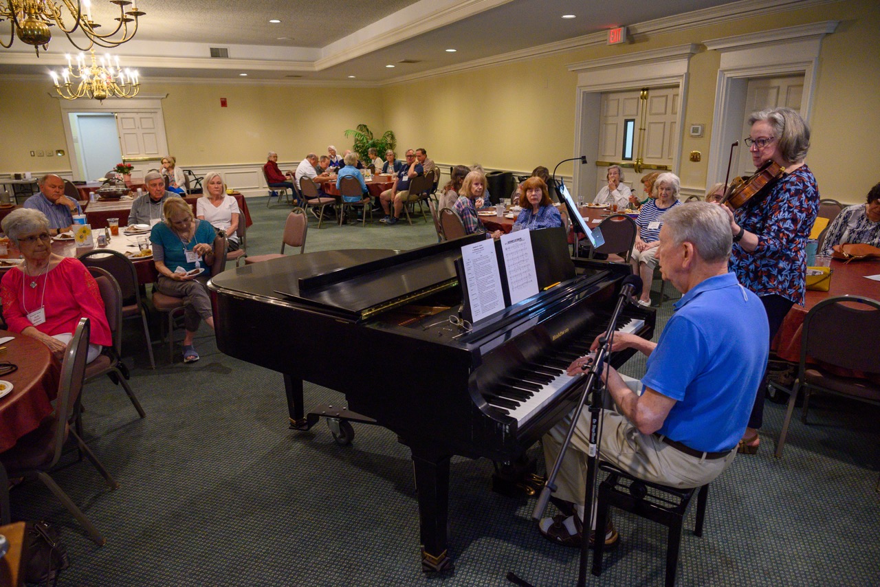 Pianist Richard McLeod and Violist Karen Peters 